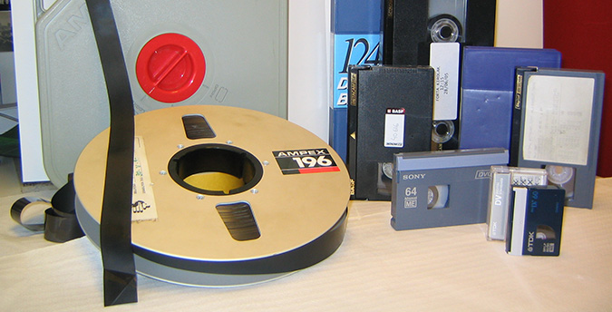 Аудиокассеты, видеокассеты, стримеры - всё это формы хранения информации на магнитной ленте 