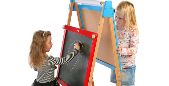 Настольная, настенная маркерная доска или доска для рисования в виде мольберта - любач доска годится, чтобы ребенок рисовал