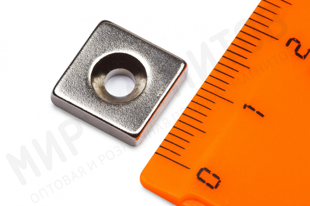 Неодимовый магнит прямоугольник 12х12х3 мм с зенковкой 3.5/6 мм в Иваново