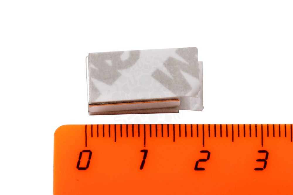 Неодимовый магнит прямоугольник 16х10х3 мм с двухсторонним клеевым слоем в Ижевске