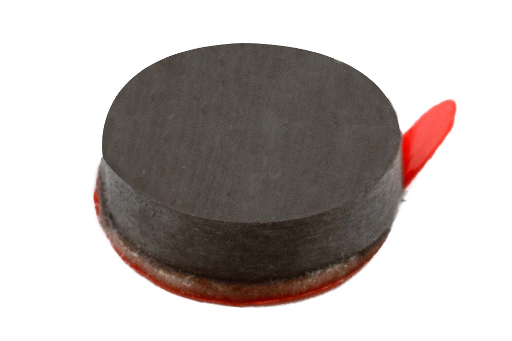 Ферритовый магнит диск 8х2 мм с клеевым слоем в Туле